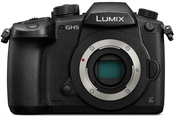 Panasonic-DC-GH5_front.jpg Panasonic Lumix DC-GH5