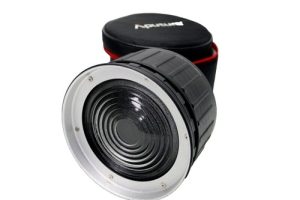 Aputure Fresnel 2X 1 Aputure Fresnel 2X